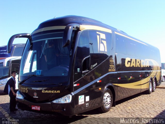 Viação Garcia 7175 na cidade de Londrina, Paraná, Brasil, por Marcos Jeremias. Número da foto: #4016715.