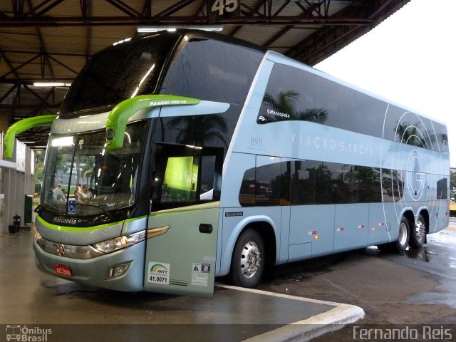 Viação Garcia 8911 na cidade de Londrina, Paraná, Brasil, por Fernando Reis. Número da foto: #4015408.