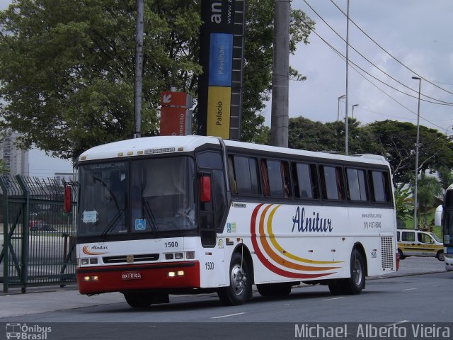 Alnitur 1500 na cidade de São Paulo, São Paulo, Brasil, por Michael  Alberto Vieira. Número da foto: #4022045.