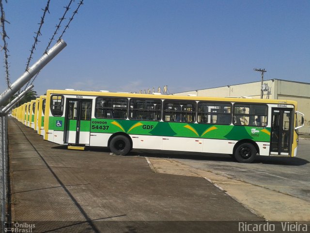 Condor Transportes Urbanos 54437 na cidade de Guará, Distrito Federal, Brasil, por Ricardo Vieira. Número da foto: #4023853.