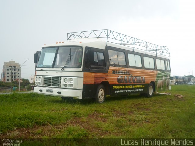 Barraca Gaúcha 3830 na cidade de Guarapuava, Paraná, Brasil, por Lucas Henrique Mendes. Número da foto: #4022774.