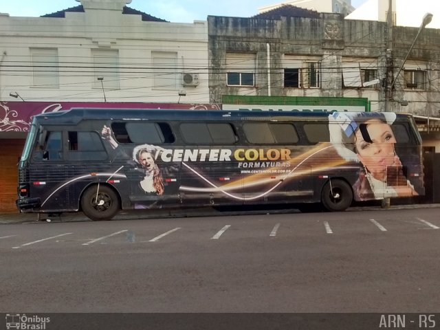 Center Color Formaturas  na cidade de Erechim, Rio Grande do Sul, Brasil, por Alexandre Rodrigo. Número da foto: #4022212.