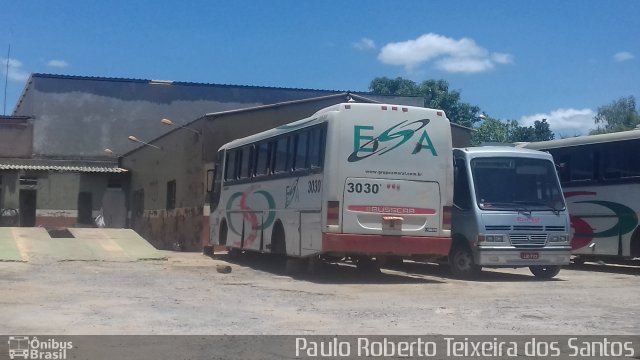 ESA - Empresa Santo Antônio GARAGEM na cidade de Montalvânia, Minas Gerais, Brasil, por Paulo Roberto Teixeira dos Santos. Número da foto: #4026018.