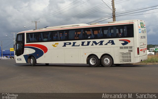 Pluma Conforto e Turismo 4136 na cidade de Guarapuava, Paraná, Brasil, por Alexandre M.  Sanches. ID da foto: 4025567.