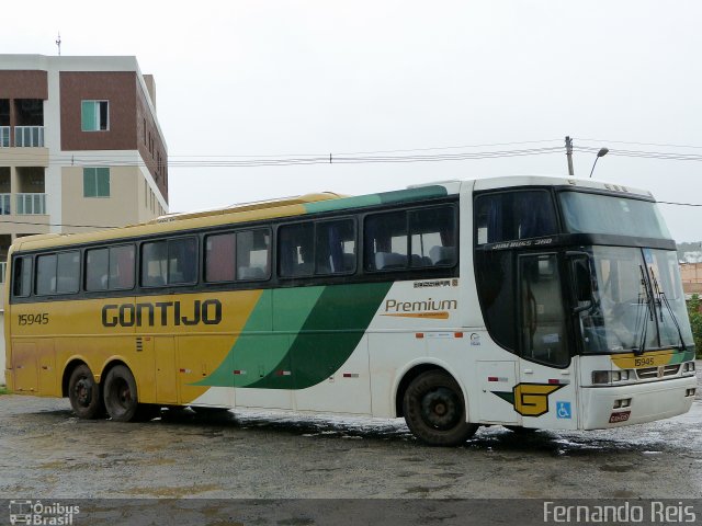 Empresa Gontijo de Transportes 15945 na cidade de Salinas, Minas Gerais, Brasil, por Fernando Reis. ID da foto: 4027318.