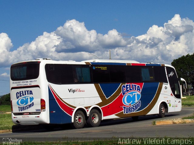 Celita Turismo 5000 na cidade de Pirapora, Minas Gerais, Brasil, por Andrew Campos. Número da foto: #3970716.