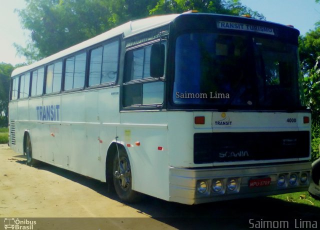 Transit Tur Locadora 4000 na cidade de Vila Velha, Espírito Santo, Brasil, por Saimom  Lima. Número da foto: #3971064.