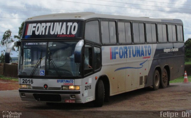 Fortunato Transporte Turismo 2013 na cidade de Cascavel, Paraná, Brasil, por Felipe  Dn. ID da foto: 3971424.