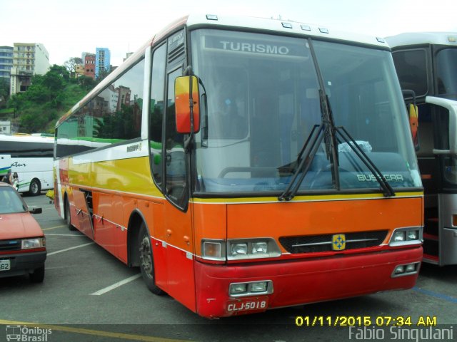 Ônibus Particulares 5018 na cidade de Aparecida, São Paulo, Brasil, por Fábio Singulani. Número da foto: #3977568.