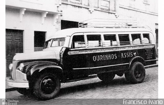 AVOA - Auto Viação Ourinhos Assis  na cidade de Ourinhos, São Paulo, Brasil, por Francisco Ivano. Número da foto: #3977348.