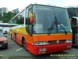 Ônibus Particulares 5018 na cidade de Aparecida, São Paulo, Brasil, por Fábio Singulani. Número da foto: #3977568.