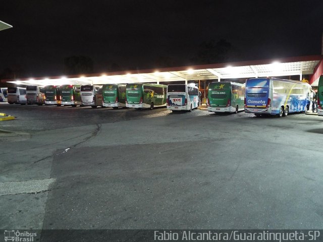 Auto Viação 1001 RJ 108.446 na cidade de Guaratinguetá, São Paulo, Brasil, por Fabio Alcantara. Número da foto: #3982366.