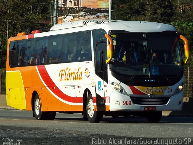 Flórida Turismo 909 na cidade de Aparecida, São Paulo, Brasil, por Fabio Alcantara. Número da foto: #3982021.