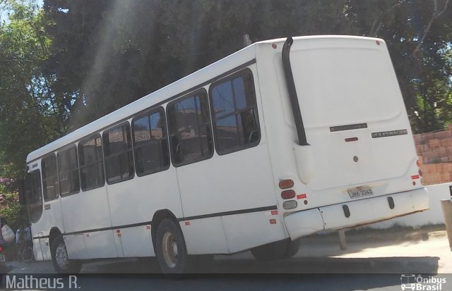 Ônibus Particulares 56 na cidade de Porto Seguro, Bahia, Brasil, por Matheus Rocha Santiago. Número da foto: #4053445.