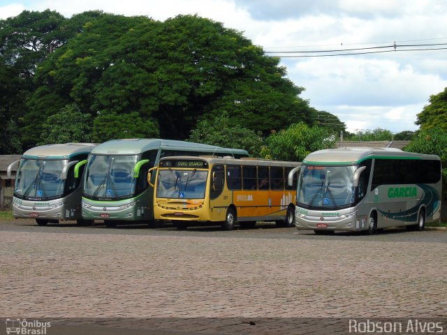 Viação Garcia 7356 na cidade de Paranavaí, Paraná, Brasil, por Robson Alves. ID da foto: 4055721.