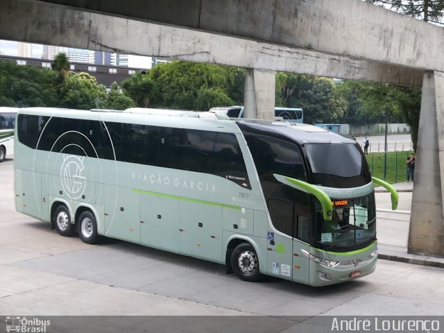Viação Garcia 7877 na cidade de Curitiba, Paraná, Brasil, por André Lourenço de Freitas. Número da foto: #4054207.