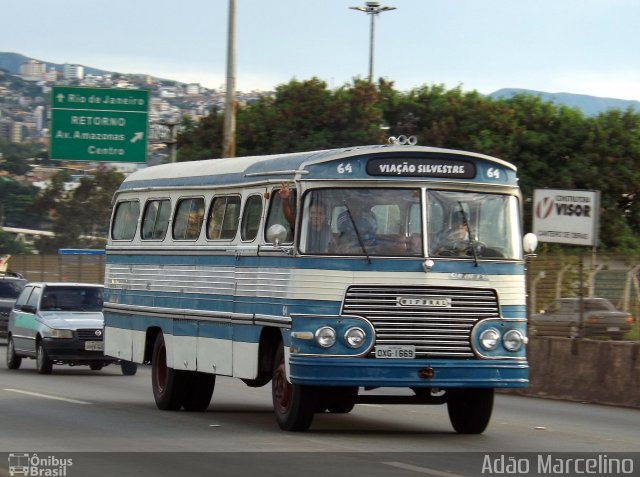 Ônibus Particulares 64 na cidade de Belo Horizonte, Minas Gerais, Brasil, por Adão Raimundo Marcelino. ID da foto: 4055397.