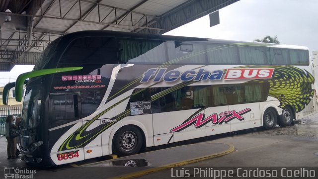 Flecha Bus 8834 na cidade de Balneário Camboriú, Santa Catarina, Brasil, por Luis Philippe Cardoso Coelho. ID da foto: 4058300.