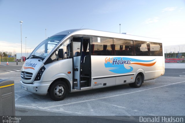 G&J Holmes Coaches  na cidade de South Yorkshire, Inglaterra, por Donald Hudson. Número da foto: #4058606.