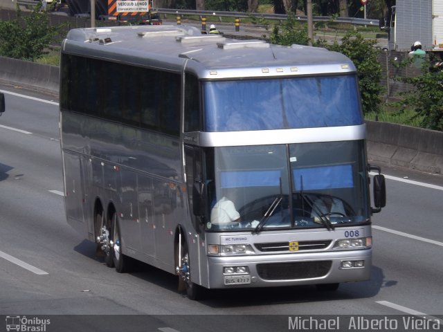 MC Turismo 008 na cidade de Barueri, São Paulo, Brasil, por Michael  Alberto Vieira. Número da foto: #4061237.