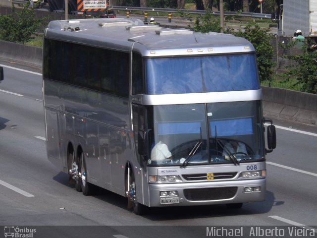 MC Turismo 008 na cidade de Barueri, São Paulo, Brasil, por Michael  Alberto Vieira. ID da foto: 4061237.