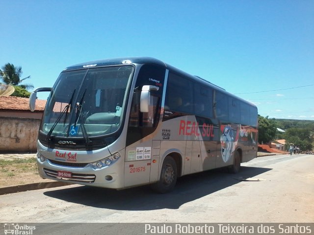 Real Sul Turismo 201675 na cidade de Montalvânia, Minas Gerais, Brasil, por Paulo Roberto Teixeira dos Santos. Número da foto: #4062200.
