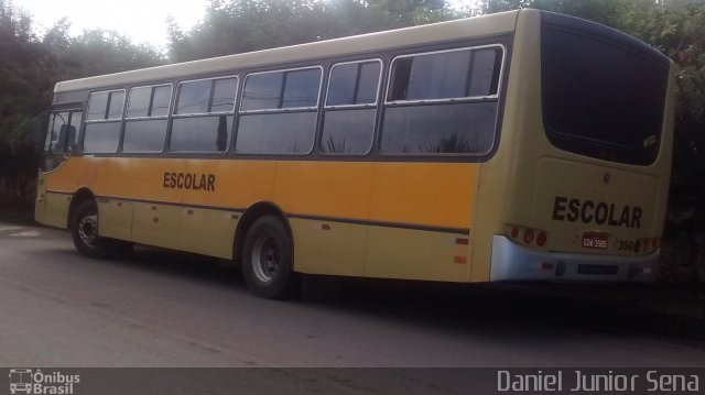 Ônibus Particulares 350 na cidade de Itabirito, Minas Gerais, Brasil, por Daniel Junior Sena. ID da foto: 4062901.