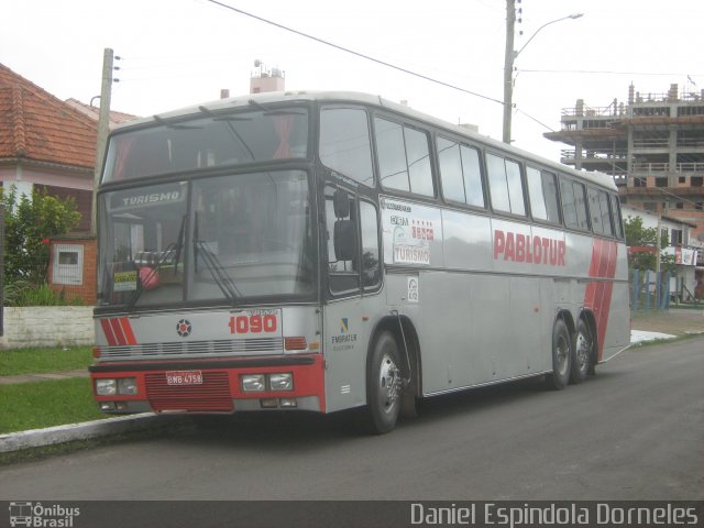 Pablotur 1090 na cidade de Tramandaí, Rio Grande do Sul, Brasil, por Daniel Espindola Dorneles. Número da foto: #4063497.