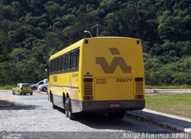 Viação Itapemirim 30071 na cidade de Juiz de Fora, Minas Gerais, Brasil, por Alexandre  Alvarenga. ID da foto: 4068377.