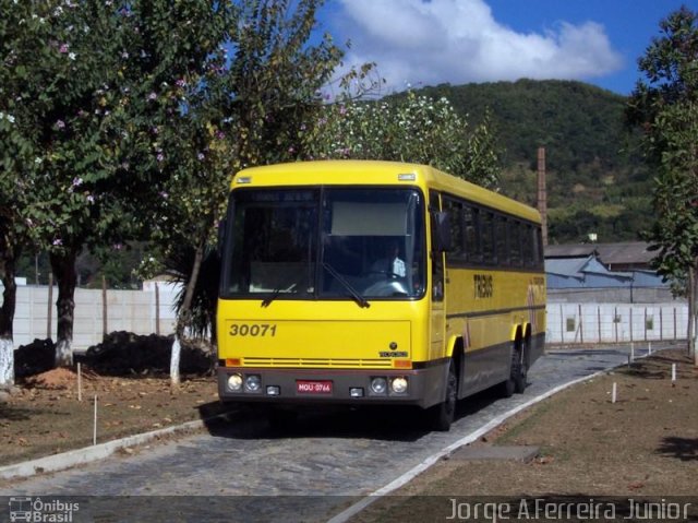 Viação Itapemirim 30071 na cidade de Juiz de Fora, Minas Gerais, Brasil, por Alexandre  Alvarenga. Número da foto: #4068376.