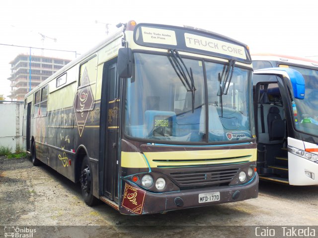Ônibus Particulares 1770 na cidade de , por Caio  Takeda. Número da foto: #4070501.