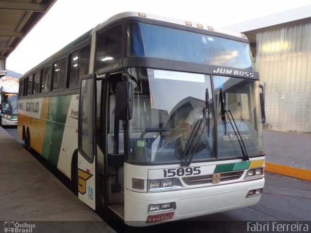 Empresa Gontijo de Transportes 15895 na cidade de Belo Horizonte, Minas Gerais, Brasil, por Fabri Ferreira. Número da foto: #4069454.