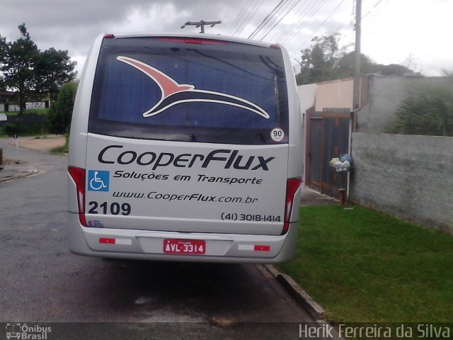 CooperFlux 2109 na cidade de Campo Largo, Paraná, Brasil, por Herik Ferreira da Silva. Número da foto: #4035041.