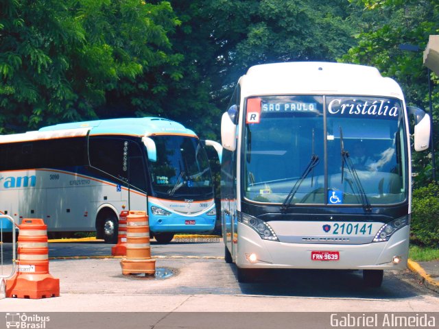 Expresso Cristália 210141 na cidade de São Paulo, São Paulo, Brasil, por Gabriel Almeida. Número da foto: #4072341.