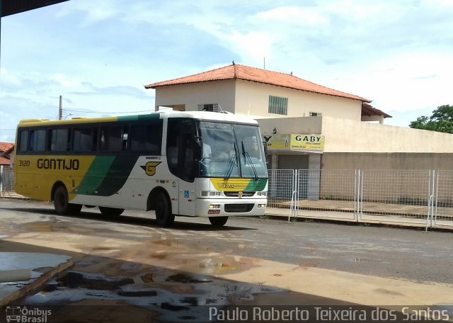 Empresa Gontijo de Transportes 3120 na cidade de Montalvânia, Minas Gerais, Brasil, por Paulo Roberto Teixeira dos Santos. Número da foto: #4083310.