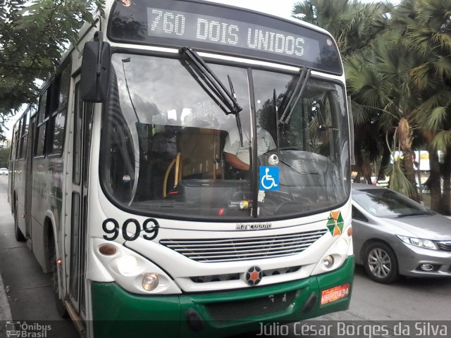 Rodoviária Caxangá 909 na cidade de Recife, Pernambuco, Brasil, por Júlio César Borges da Silva. Número da foto: #4081754.