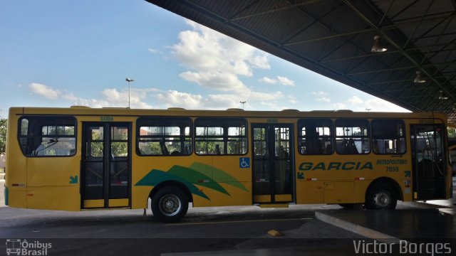 Viação Garcia 7059 na cidade de Paranavaí, Paraná, Brasil, por Emerson R. Número da foto: #4084415.