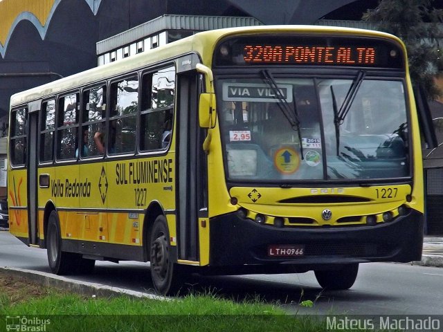 Viação Sul Fluminense 1227 na cidade de Volta Redonda, Rio de Janeiro, Brasil, por Mateus Machado. Número da foto: #4092339.