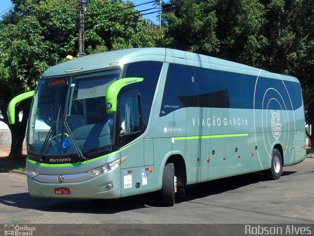 Viação Garcia 7208 na cidade de Paranavaí, Paraná, Brasil, por Robson Alves. Número da foto: #4091853.