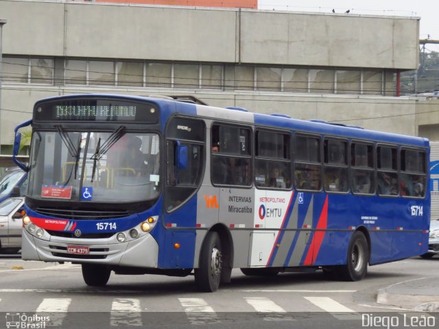 Viação Miracatiba 15.714 na cidade de São Paulo, São Paulo, Brasil, por Diego Leão. Número da foto: #4036428.