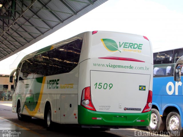 Verde Transportes 1509 na cidade de Cuiabá, Mato Grosso, Brasil, por Eduardo Benetti . Número da foto: #4094341.