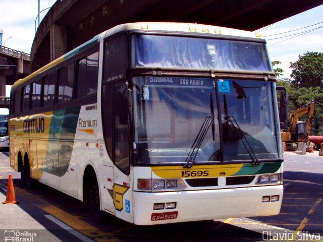 Empresa Gontijo de Transportes 15695 na cidade de Rio de Janeiro, Rio de Janeiro, Brasil, por Otávio Silva. ID da foto: 4095248.