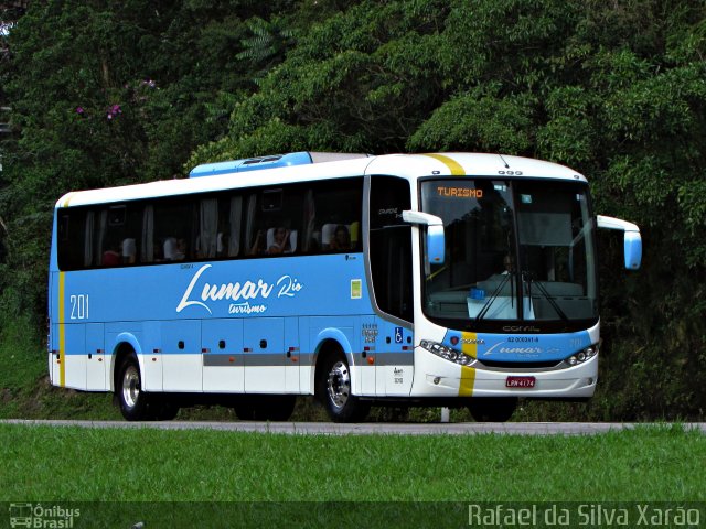 Lumar Rio Turismo 201 na cidade de Petrópolis, Rio de Janeiro, Brasil, por Rafael da Silva Xarão. Número da foto: #4039003.