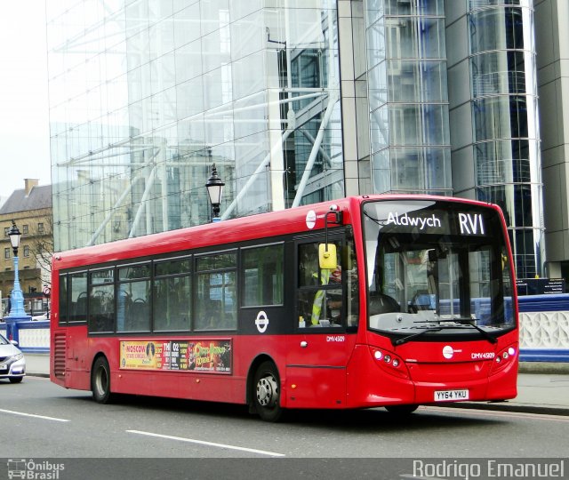 Tower Transit DMV45109 na cidade de , por Rodrigo Emanuel. Número da foto: #4038660.