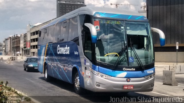 Viação Cometa 12236 na cidade de Rio de Janeiro, Rio de Janeiro, Brasil, por Jonathan Silva Figueiredo. Número da foto: #4037183.