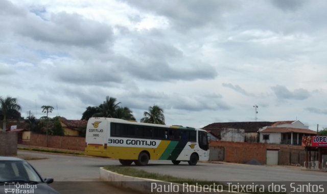 Empresa Gontijo de Transportes 3100 na cidade de Montalvânia, Minas Gerais, Brasil, por Paulo Roberto Teixeira dos Santos. ID da foto: 4043097.