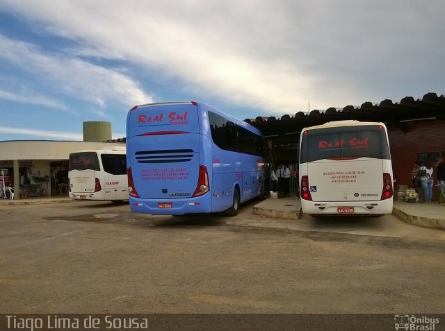 Real Sul Turismo 201247 na cidade de Cabeceiras, Goiás, Brasil, por Tiago Lima de Sousa. Número da foto: #4044327.