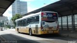 Companhia Carris Porto-Alegrense 0734 na cidade de Porto Alegre, Rio Grande do Sul, Brasil, por Juan Romero. Número da foto: #4045009.