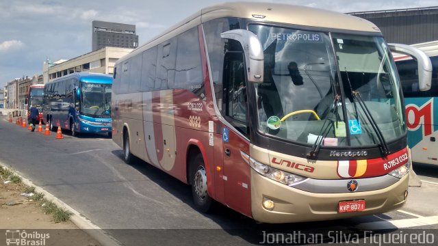 Transportes Única Petrópolis RJ 163.032 na cidade de Rio de Janeiro, Rio de Janeiro, Brasil, por Jonathan Silva Figueiredo. Número da foto: #4047096.