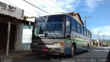 Ônibus Particulares 00 na cidade de Montalvânia, Minas Gerais, Brasil, por Paulo Roberto Teixeira dos Santos. ID da foto: :id.